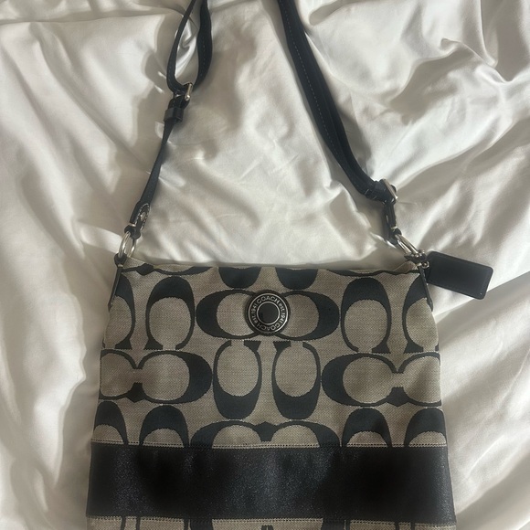 Coach Black and Tan Signature Shoulder Bag - Picture 1 of 11